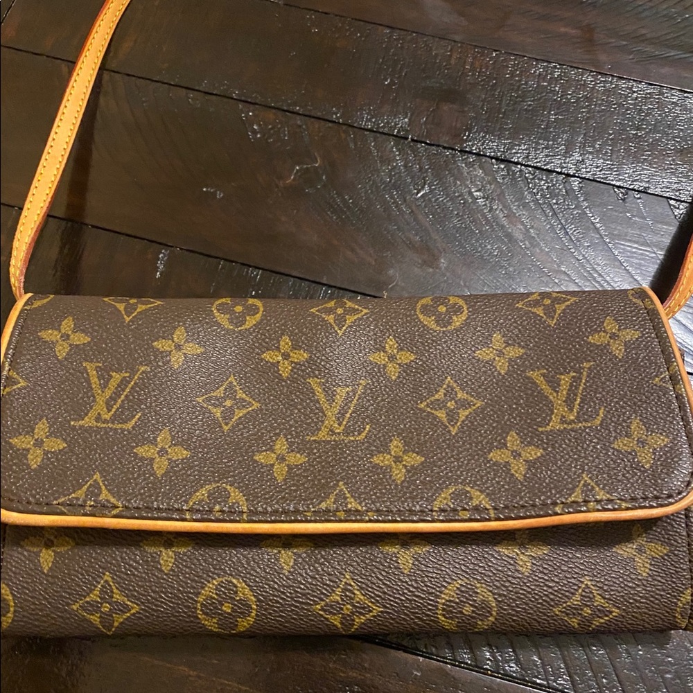 Preloved purse